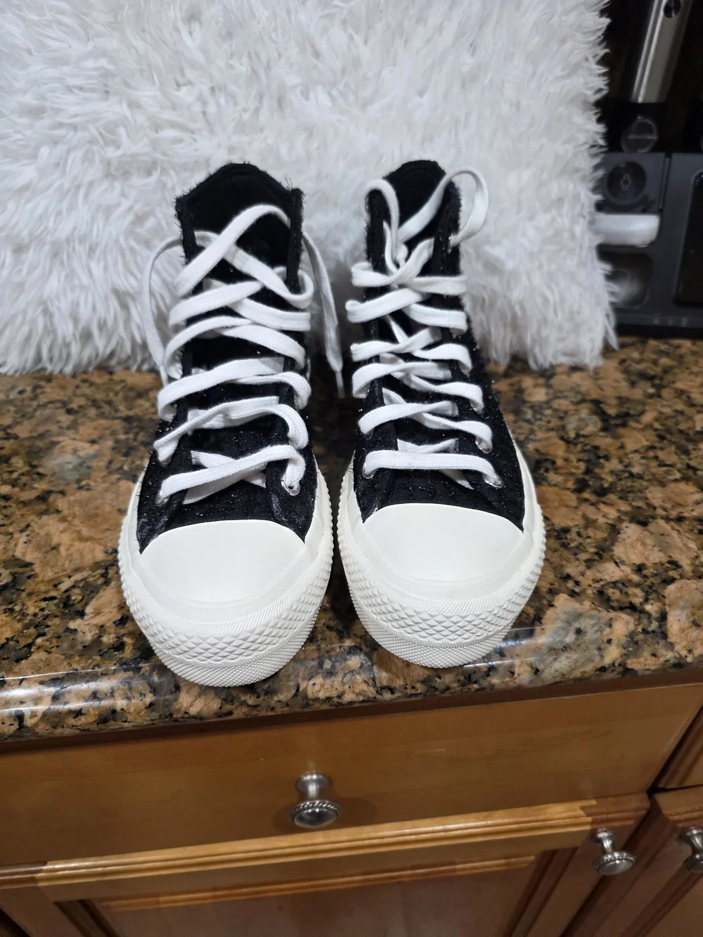 Converse Women  Chuck Taylor All Star High Top Sneakers - Black